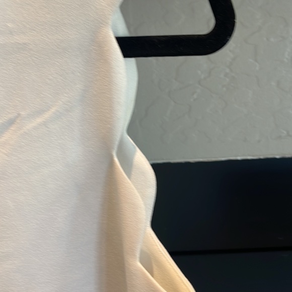 Medium Ann Taylor Shell - Picture 3 of 3